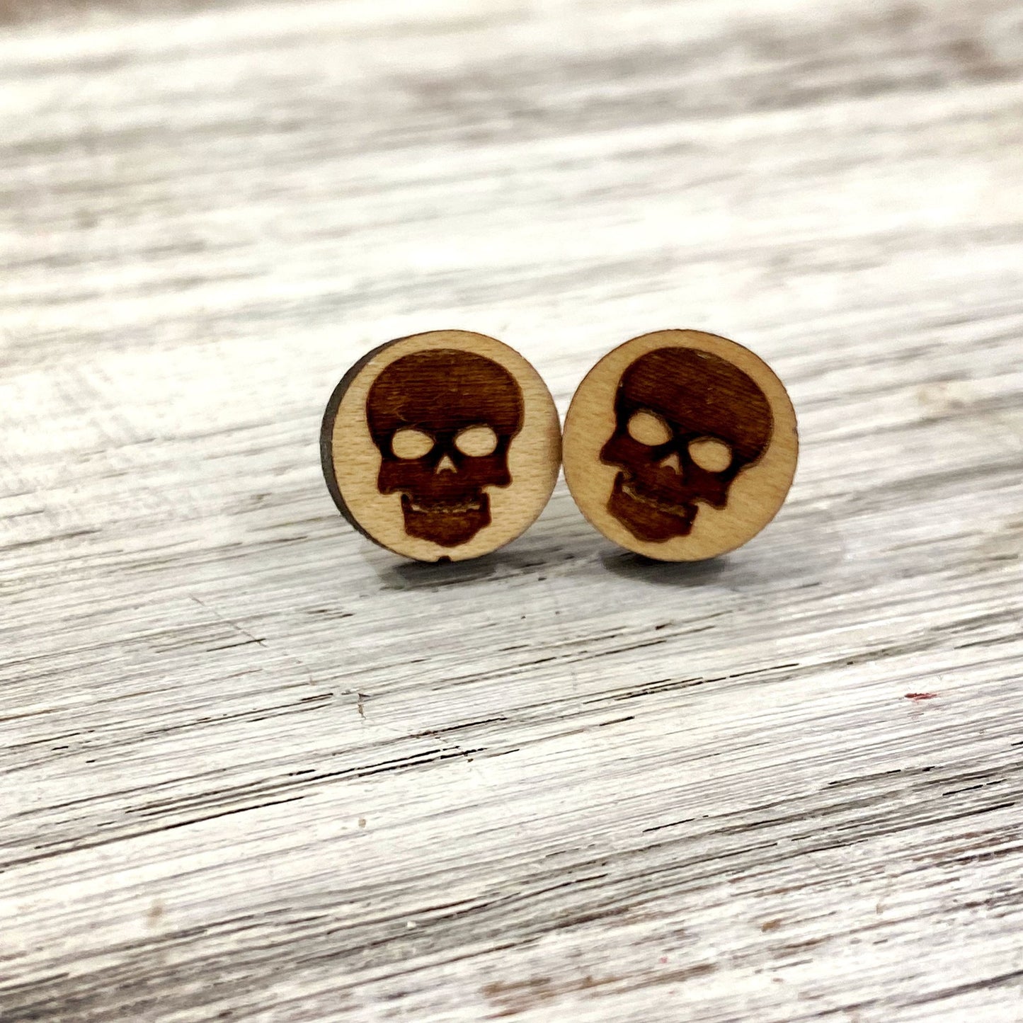 Skeleton Studs